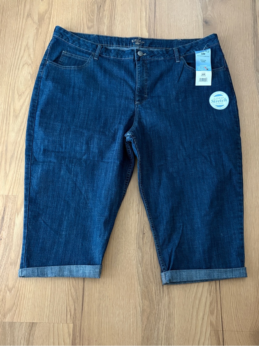 Lee True Blue Mid-Rise Capri Jeans